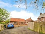 2 Bedroom Detached Bungalow For Sale In Thurnscoe