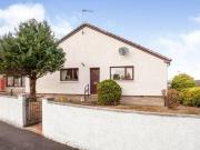 2 bedroom detached bungalow for sale in Widgeon Way...