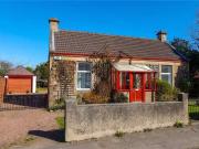 2 bedroom Detached Bungalow for sale, Kirk Road, Wishaw,...