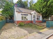 2 bedroom Detached Bungalow for sale, Low West Avenue,...