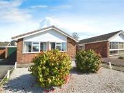 2 bedroom Detached Bungalow for sale, Old Hall Gardens,...
