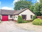 2 bedroom Detached Bungalow for sale, Vineyard Drive,...