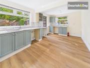 2 bedroom detached bungalow to rent