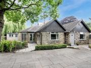 2 bedroom detached bungalow to rent