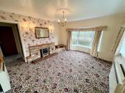 2 bedroom detached bungalow to rent