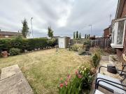 2 bedroom detached bungalow to rent