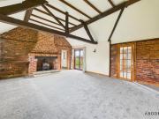 2 bedroom detached bungalow to rent