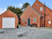 2 Bedroom Detached House