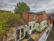 2 Bedroom Detached House