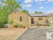 2 Bedroom Detached House
