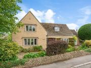 2 Bedroom Detached House