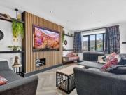 2 Bedroom Detached House