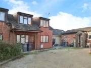 2 bedroom detached house for rent in Bradford Road,...