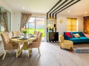 2 bedroom detached house for rent in Keaton Close,...