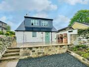 2 Bedroom Detached House For Rent In Keighley, West...