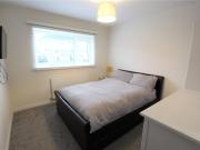 2 bedroom detached house for rent in Severn Avenue,...
