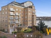 2 bedroom detached house for rent in St. Davids Square,...