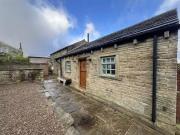 2 bedroom detached house for rent in Stone Lane,...