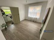 2 bedroom detached house for rent in Westbrook Park...