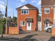 2 bedroom detached house for sale