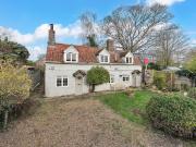 2 bedroom detached house for sale