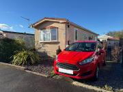 2 bedroom detached house for sale