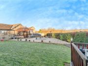 2 bedroom detached house for sale