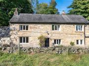 2 bedroom detached house for sale