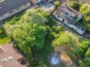 2 bedroom detached house for sale