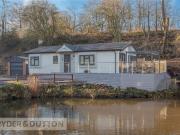 2 bedroom detached house for sale