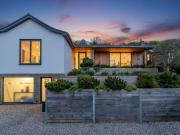 2 bedroom detached house for sale