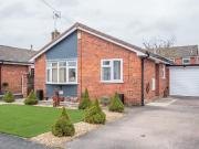2 bedroom detached house for sale