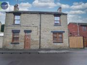 2 bedroom detached house for sale