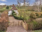 2 bedroom detached house for sale