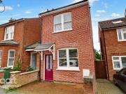 2 bedroom detached house for sale
