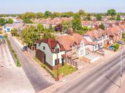 2 bedroom detached house for sale