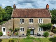 2 bedroom detached house for sale
