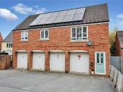2 bedroom detached house for sale