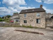 2 bedroom detached house for sale