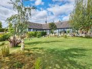 2 bedroom detached house for sale