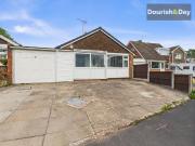2 bedroom detached house for sale