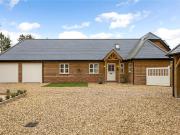 2 bedroom detached house for sale