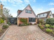 2 bedroom detached house for sale