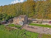 2 bedroom detached house for sale