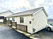 2 bedroom detached house for sale