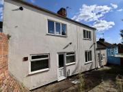 2 bedroom detached house for sale