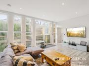 2 bedroom detached house for sale