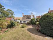 2 bedroom detached house for sale