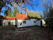 2 bedroom detached house for sale in Chapel Lane,...