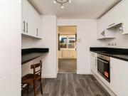 2 bedroom detached house for sale in Kinross Crescent,...